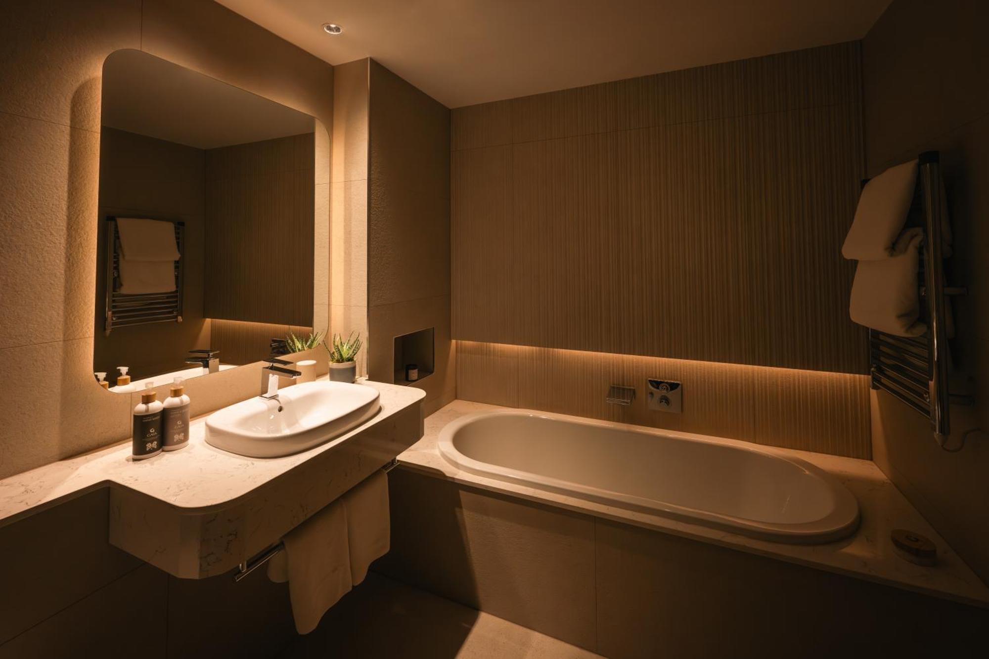 คิลเคนนี เพมโบรก โฮเต็ล Hotel ภายนอก รูปภาพ